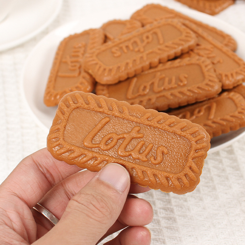 Simulation Cookies Fake Cake A - огляд і ціна Photography Graduation